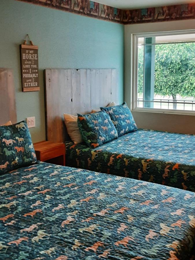 Horseshoe Riverside Lodge Каньйон-Лейк Екстер'єр фото